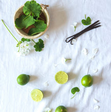 Load image into Gallery viewer, Inner Peace Spa Candle